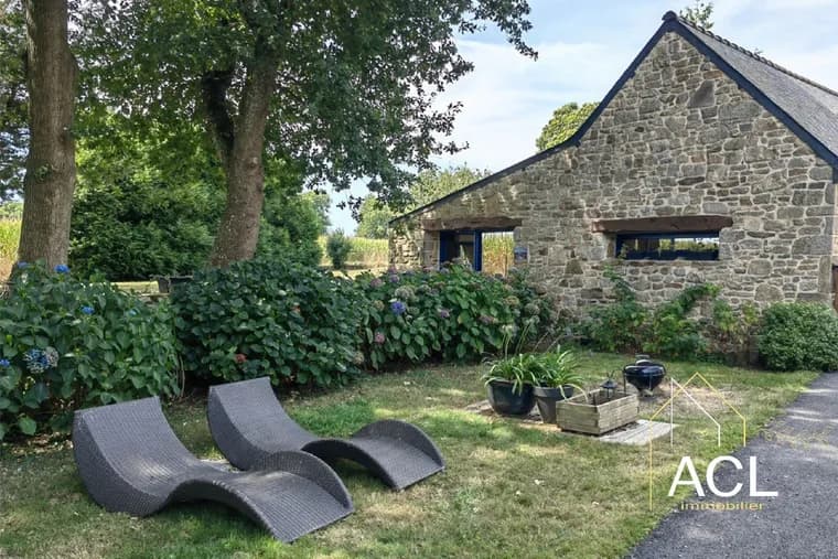 Charming Complex of 5 Houses With Heated Pool on 9,000 M² of Wooded Land 2