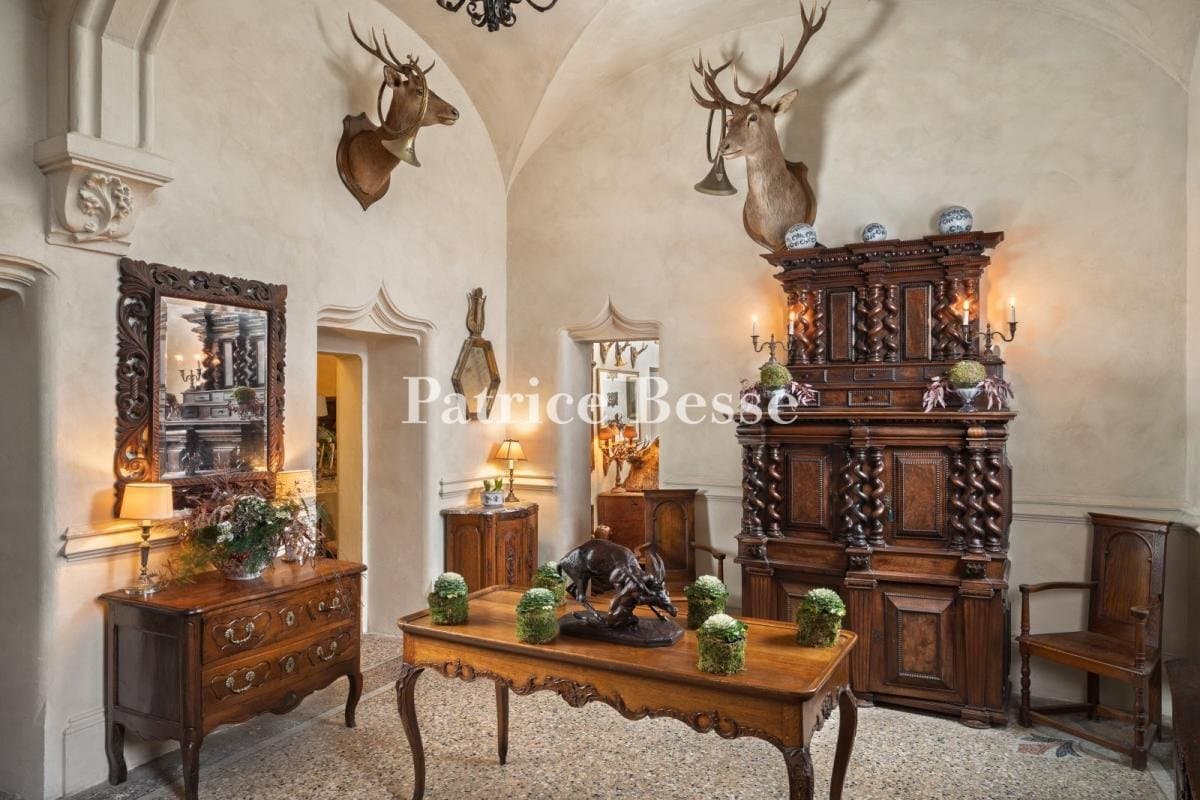 18th Century Château With Medieval Origins And Expansive Grounds 5