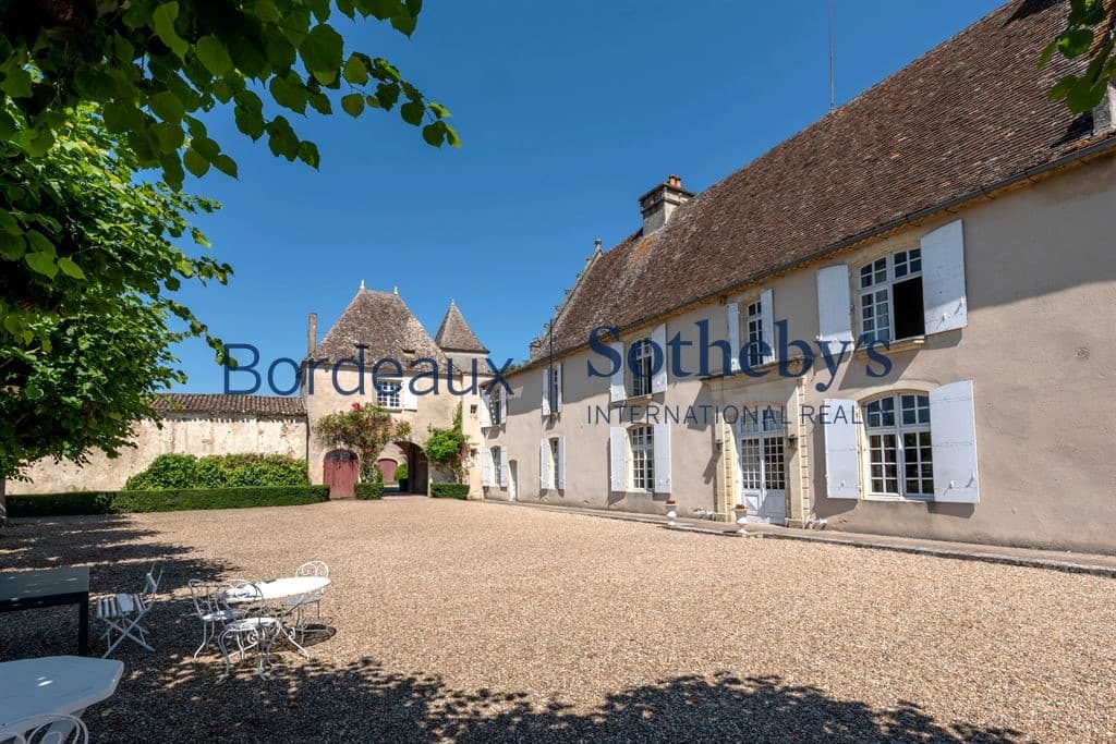Historic 15th Century Château With Winery And 112 Hectares Near Saint-Émilion 2