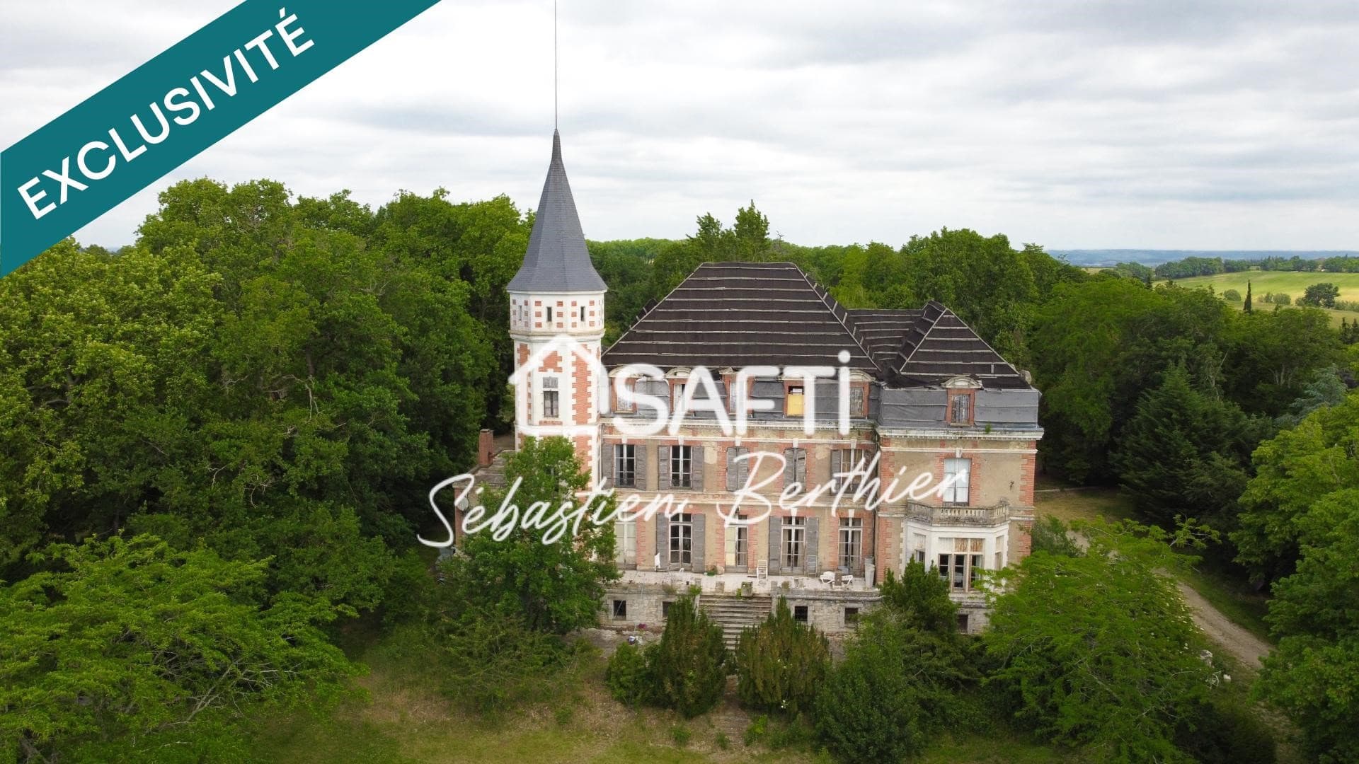 Historic Castle with 20 Bedrooms in Toulouse 3