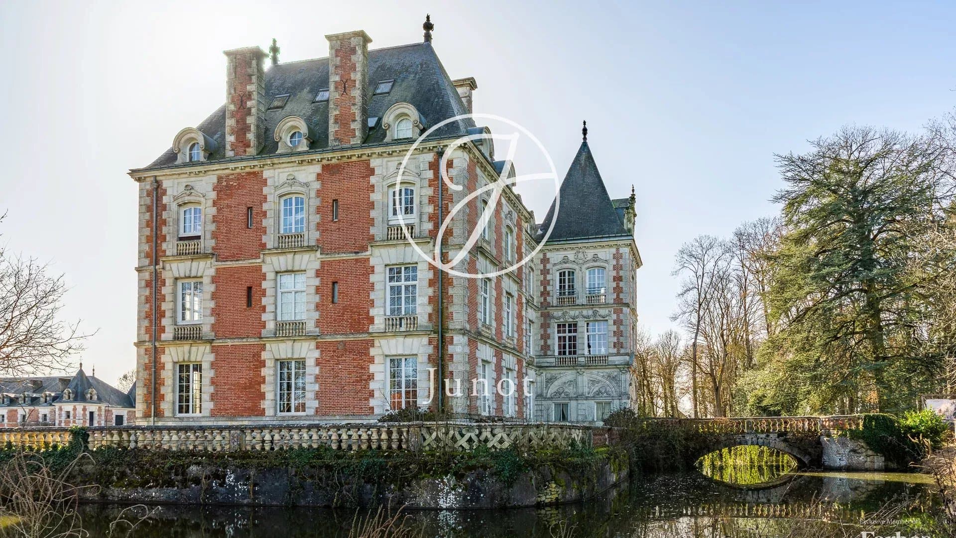 Exceptional 18th Century Château With Majestic Orangeries 2