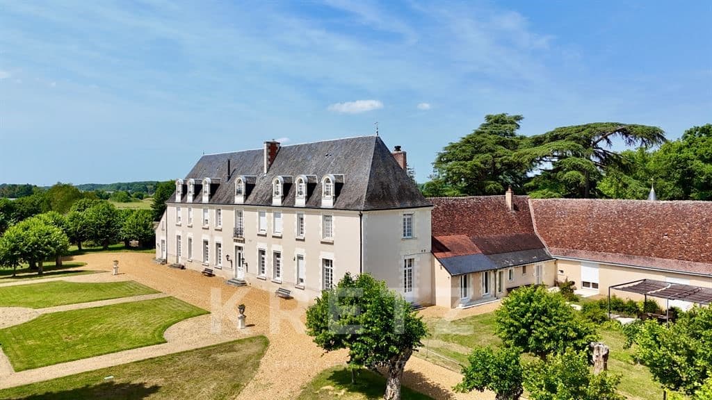 Restored Renaissance Château With Equestrian Arena And Heated Pool 4