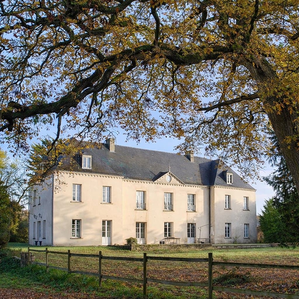 Charming Castle With 6 Bedrooms And 2.5 Hectares Park