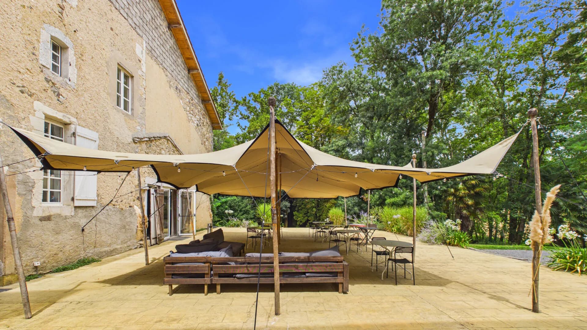 Exceptional Château with Tourism and Event Opportunities 5