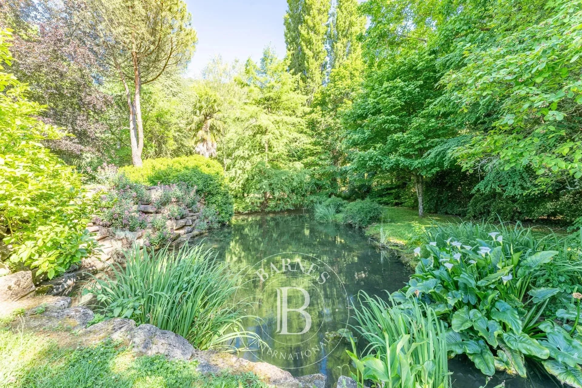 Contemporary Home With Traditional Charm And Modern Amenities 3