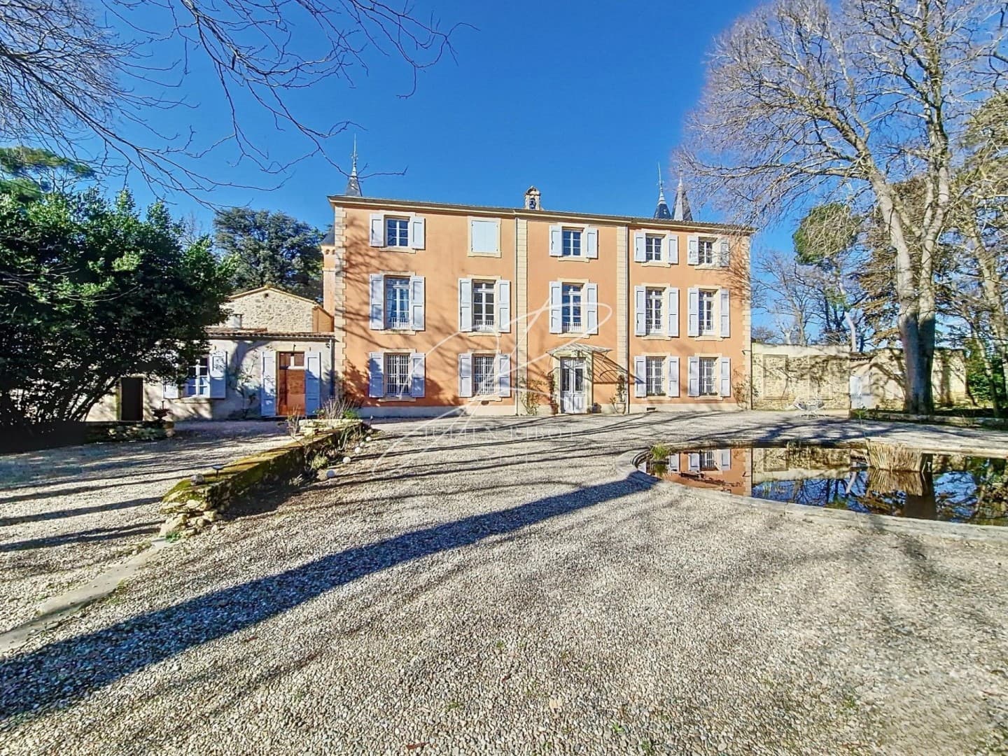 Meticulously Restored 17th Century Château with Pool and Eco-Lodges 2