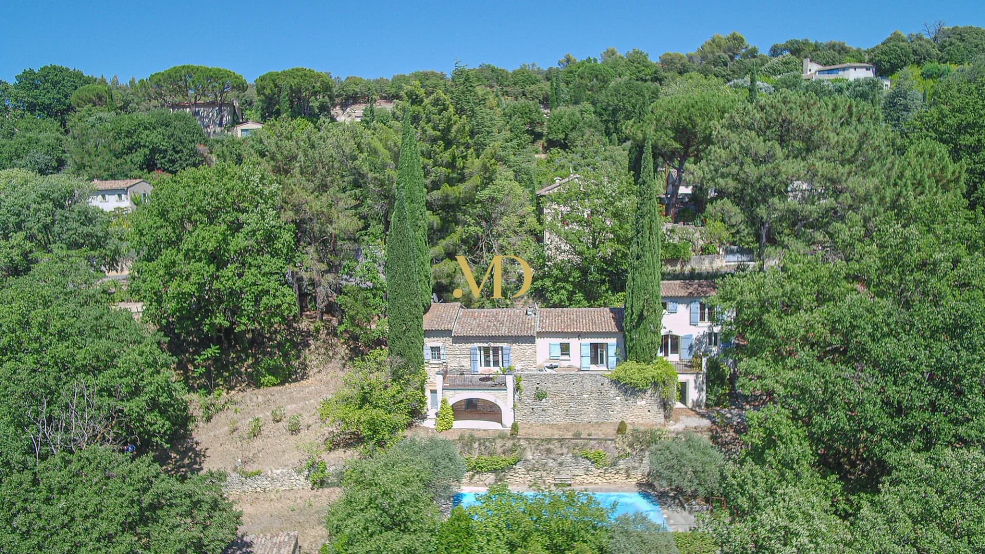 Charming Property With Swimming Pool And Renovation Potential 2