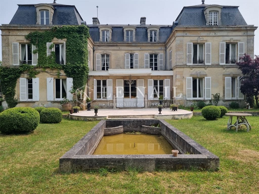 Elegant 18th Century Château with Extensive Grounds and Outbuildings 2