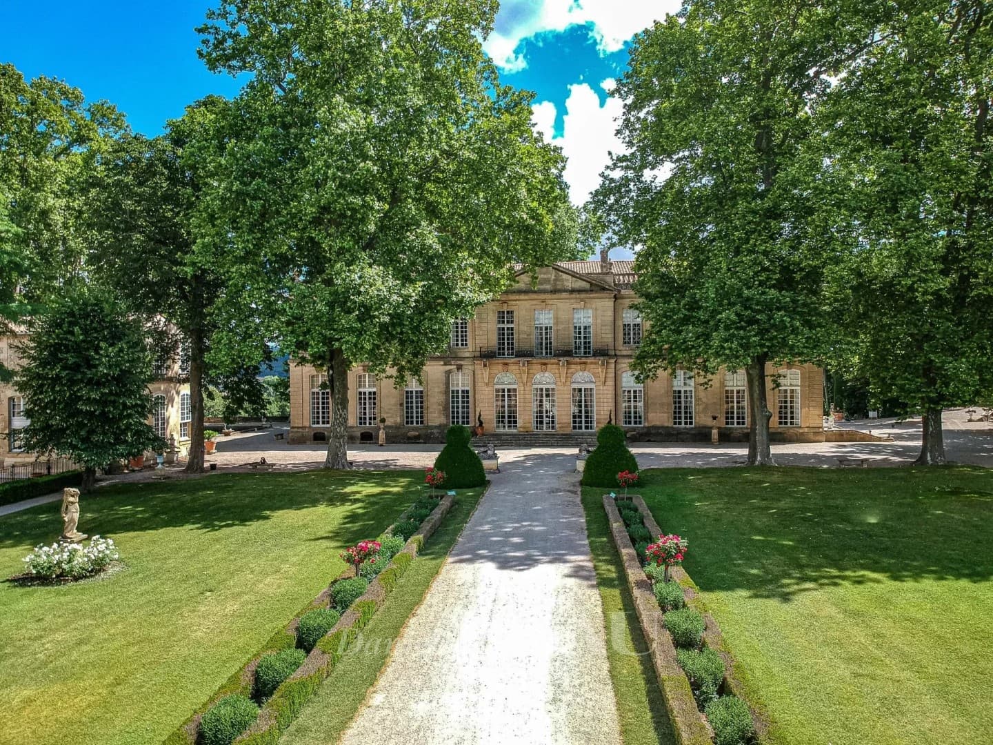 Exceptional Early 18th Century Château With Stunning Views