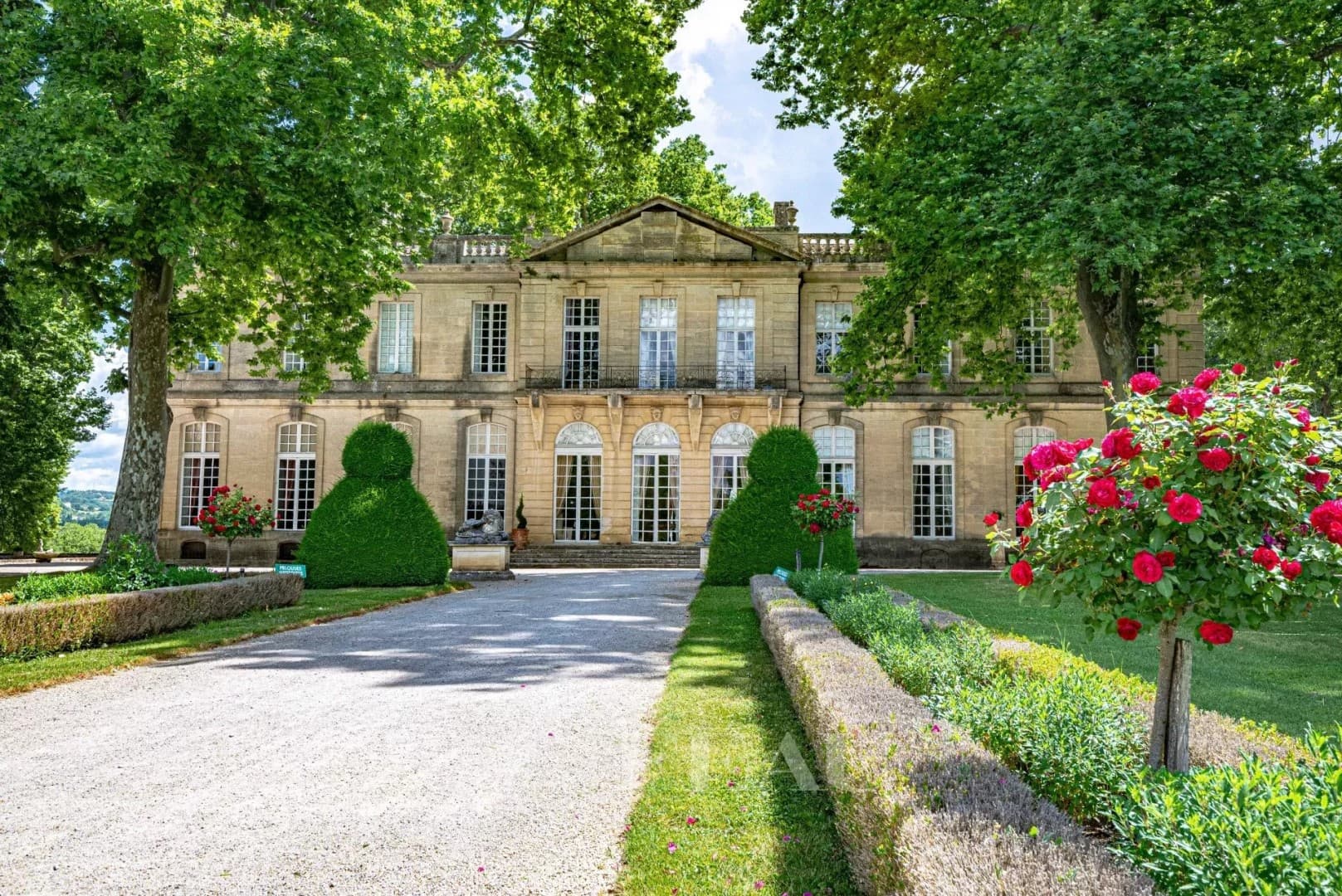 Exceptional Early 18th Century Château With Stunning Views 4