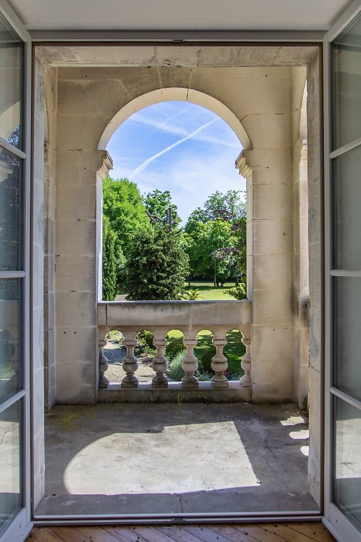 19th Century Château With 16 Bedrooms And Extensive Parkland 5
