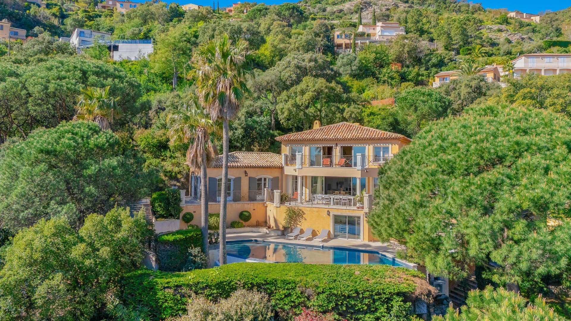Castles for sale in Ollioules