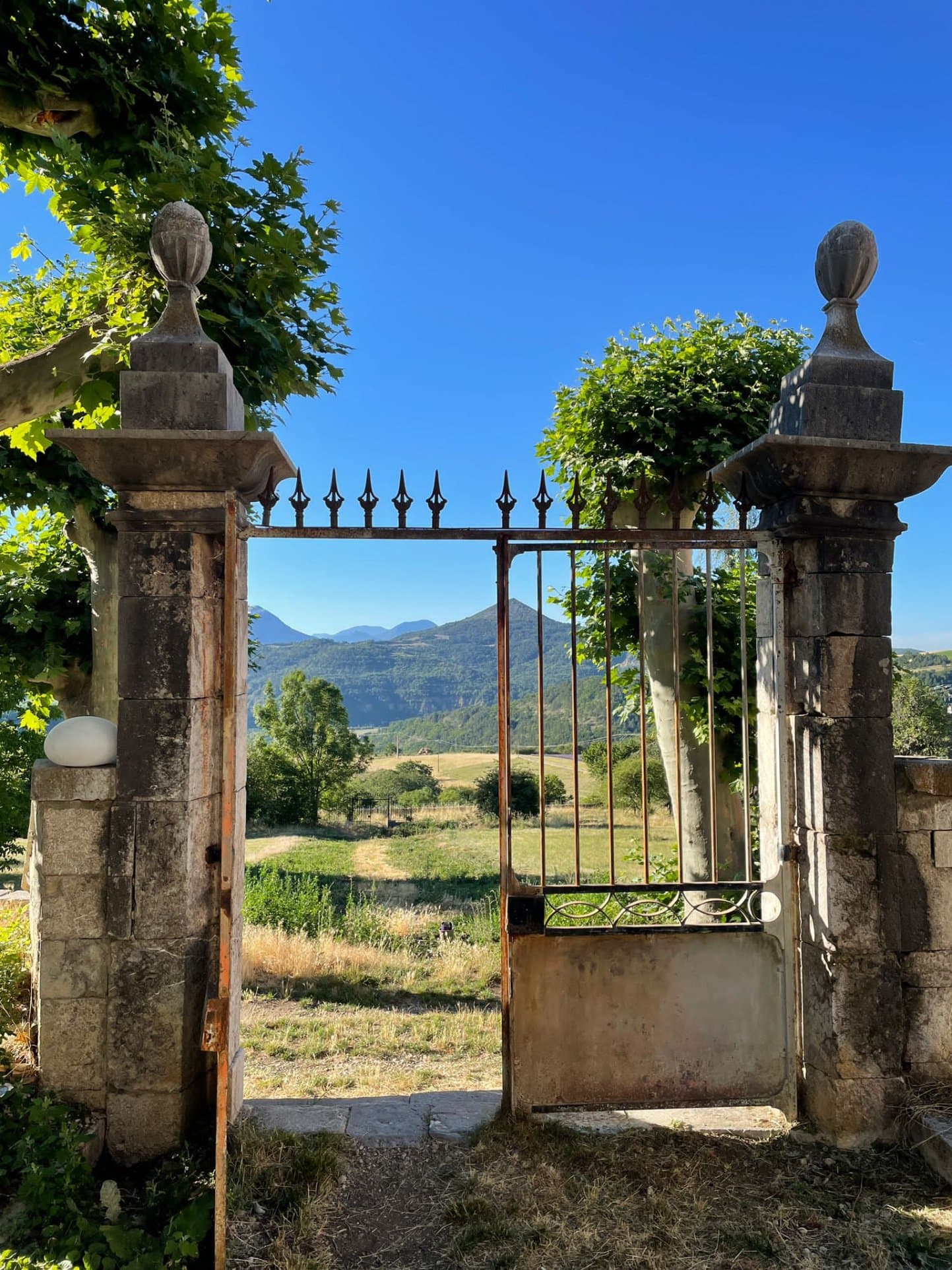 Charming 17th Century Castle With Panoramic View And Swimming Pool 4