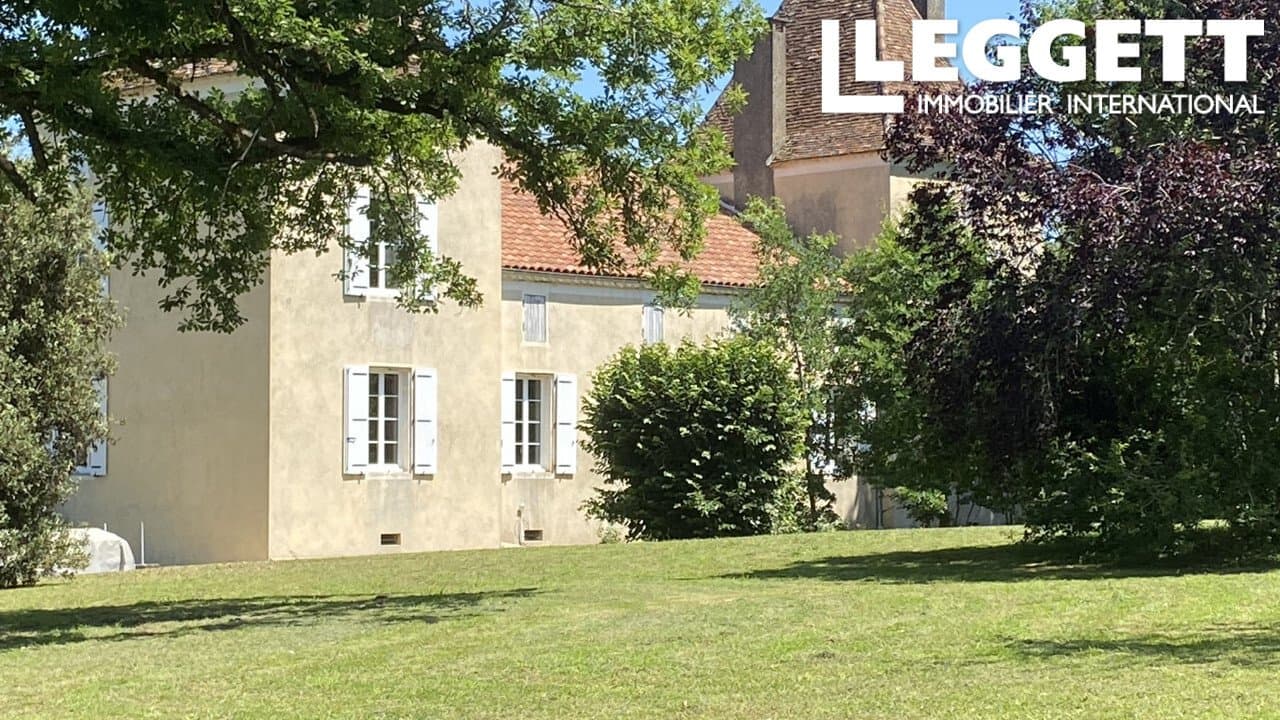 Elegant Château With Towers, Two Guest Houses, Pool, And Barn 5