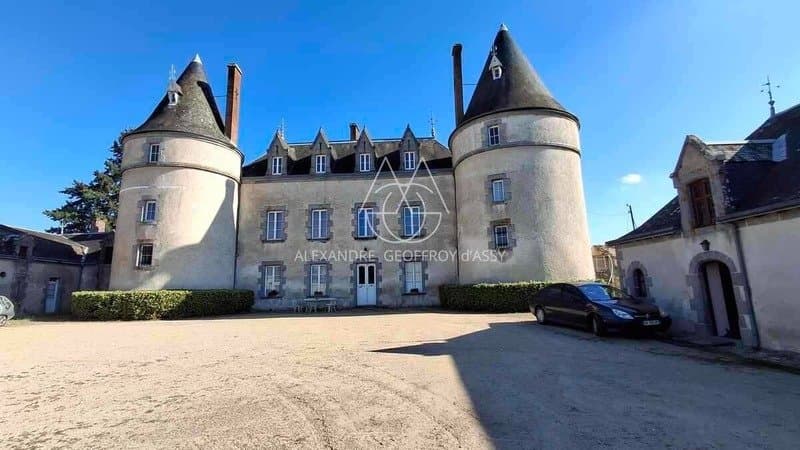 Stunning 15th-16th Century Château With 108 Hectares And Historic Dovecote 2