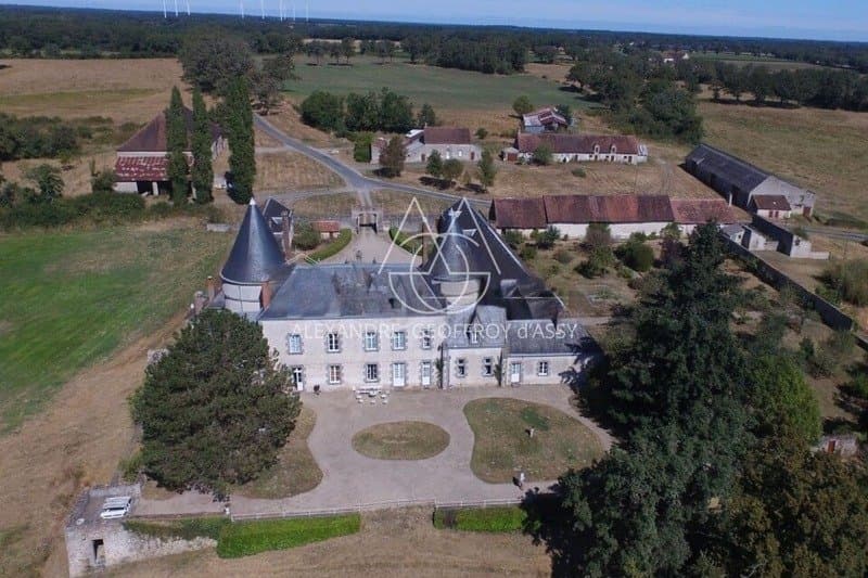 Stunning 15th-16th Century Château With 108 Hectares And Historic Dovecote 4