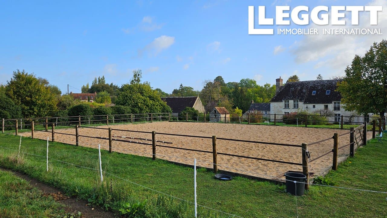 Charming 15th/16th Century Manor House With Beautiful Parklands 2