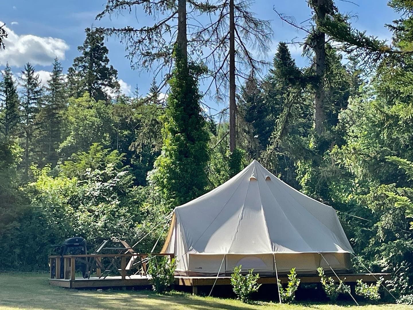 Campsite With Glamping Tents And Restaurant In The Hautes-Alpes 5