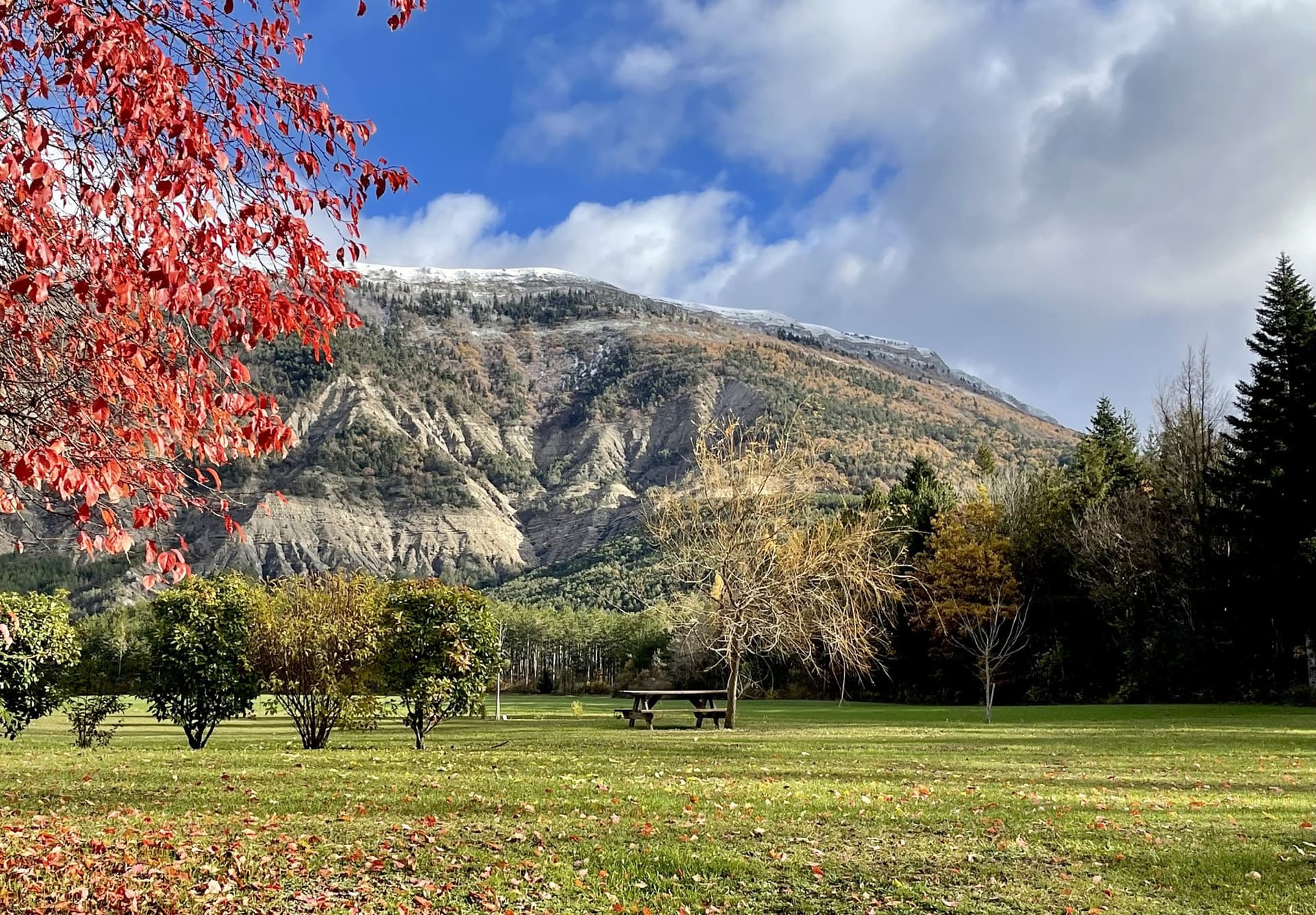 Campsite With Glamping Tents And Restaurant In The Hautes-Alpes 5
