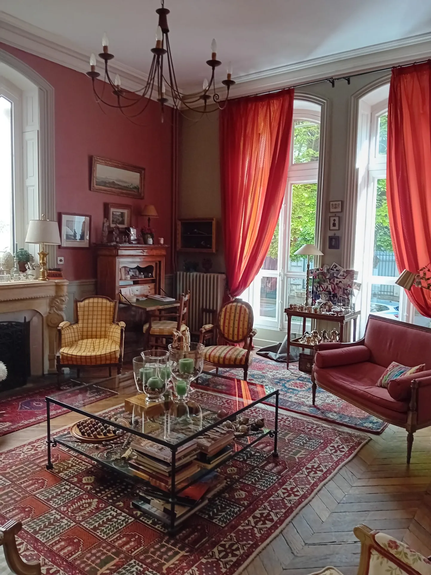 Elegant 1900 Bourgeois Property With Garden And Dovecote 3