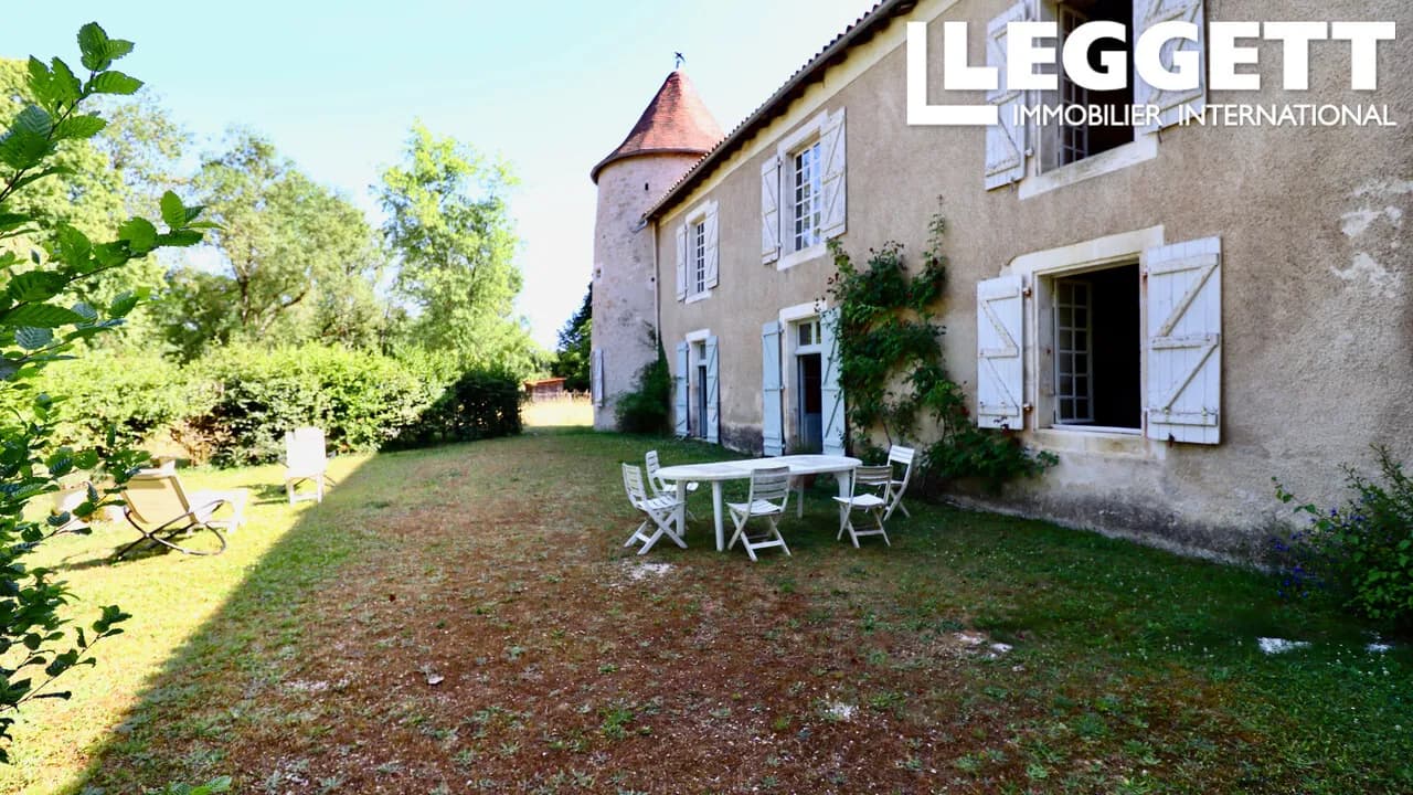 Beautiful 15th Century Logis With 5 Bedrooms And 1.5 Hectares Park 2