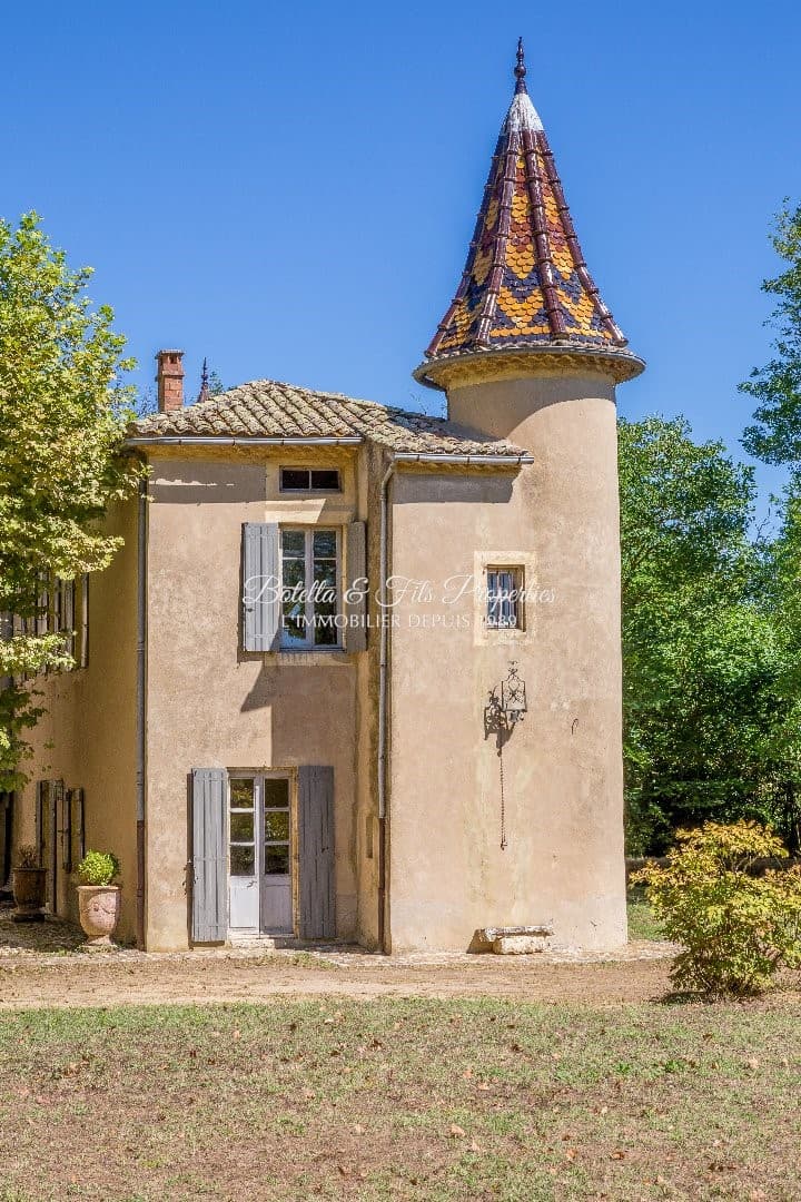 Elegant 18th Century Château on 5 Hectares with Caretaker's Cottage 4