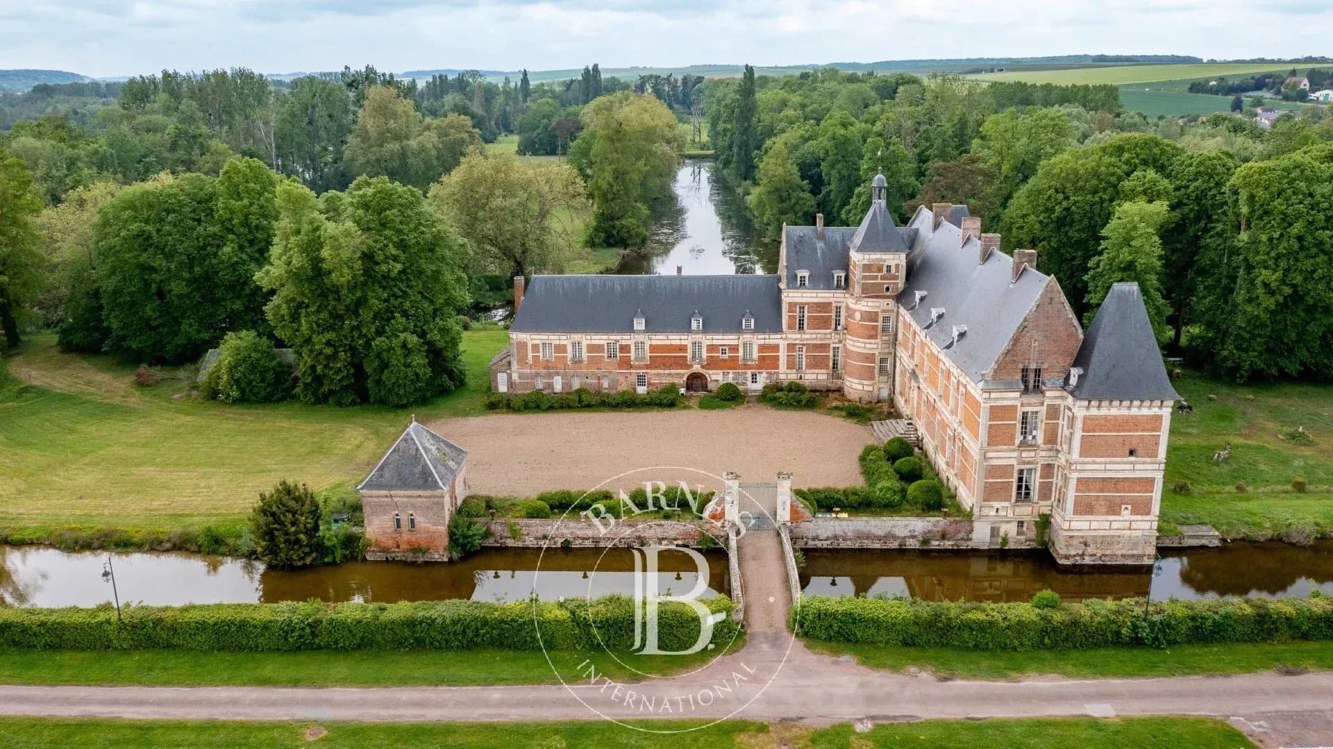 Historic Renaissance Château With Unique Alchemical Tower And Expansive Park 5