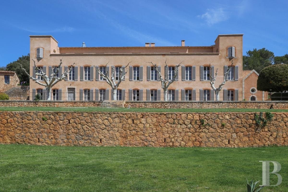 Château With Outbuildings Set In A Vast 160 Hectare Estate — Château for sale in France