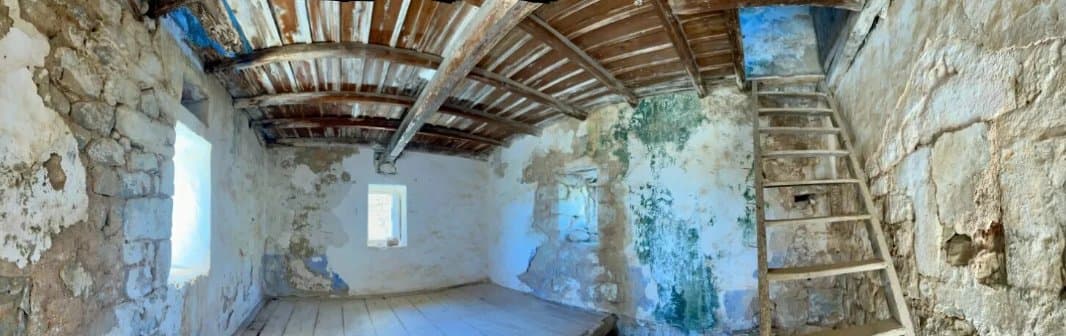Historic 1869 Mani Tower With Olive Grove 2