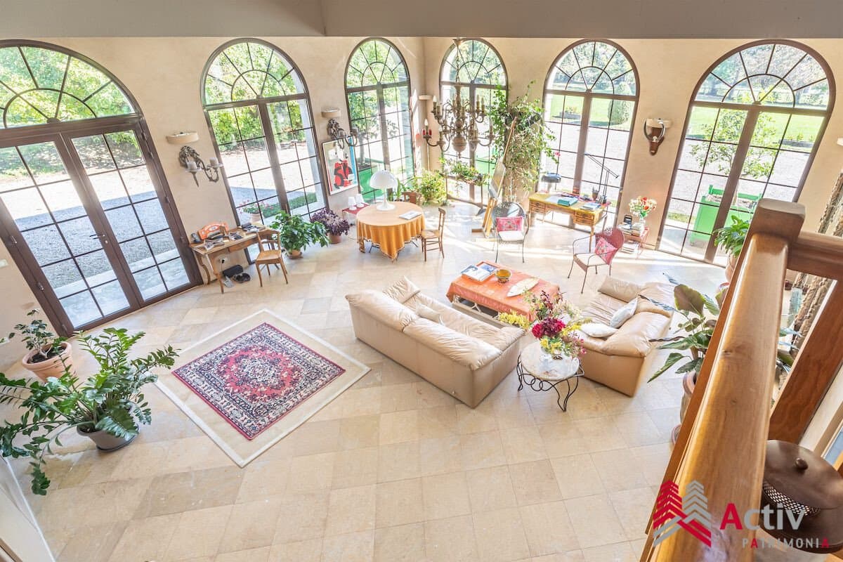 Castles for sale in Viriat