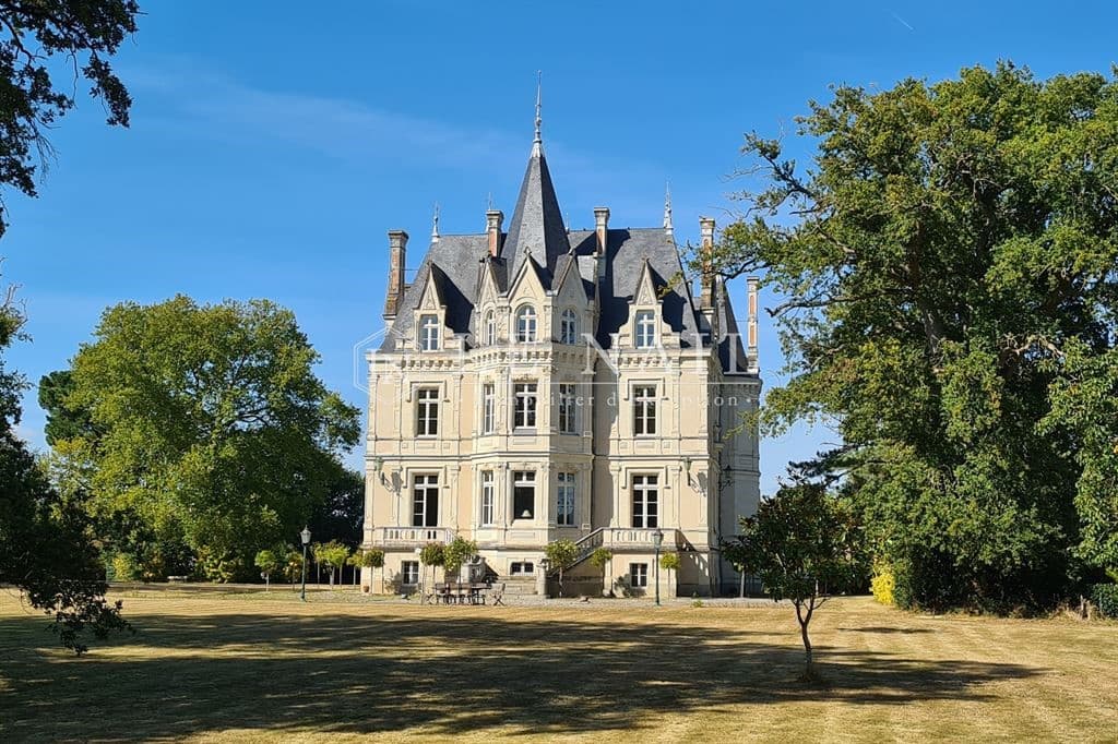 Exceptional 19th Century Château With English Park And Outbuildings — Château for sale in Loire Valley, France
