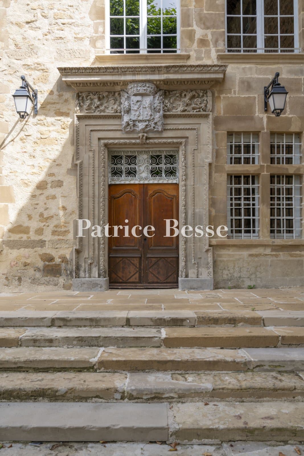 Charming Castle with Swimming Pool