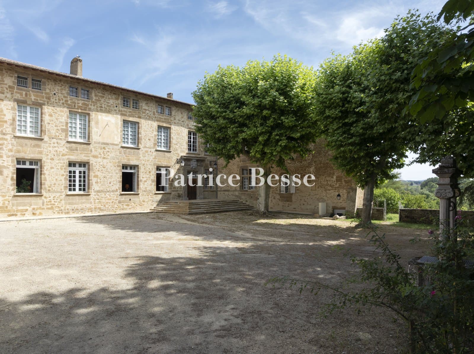 Charming Castle with Swimming Pool 2