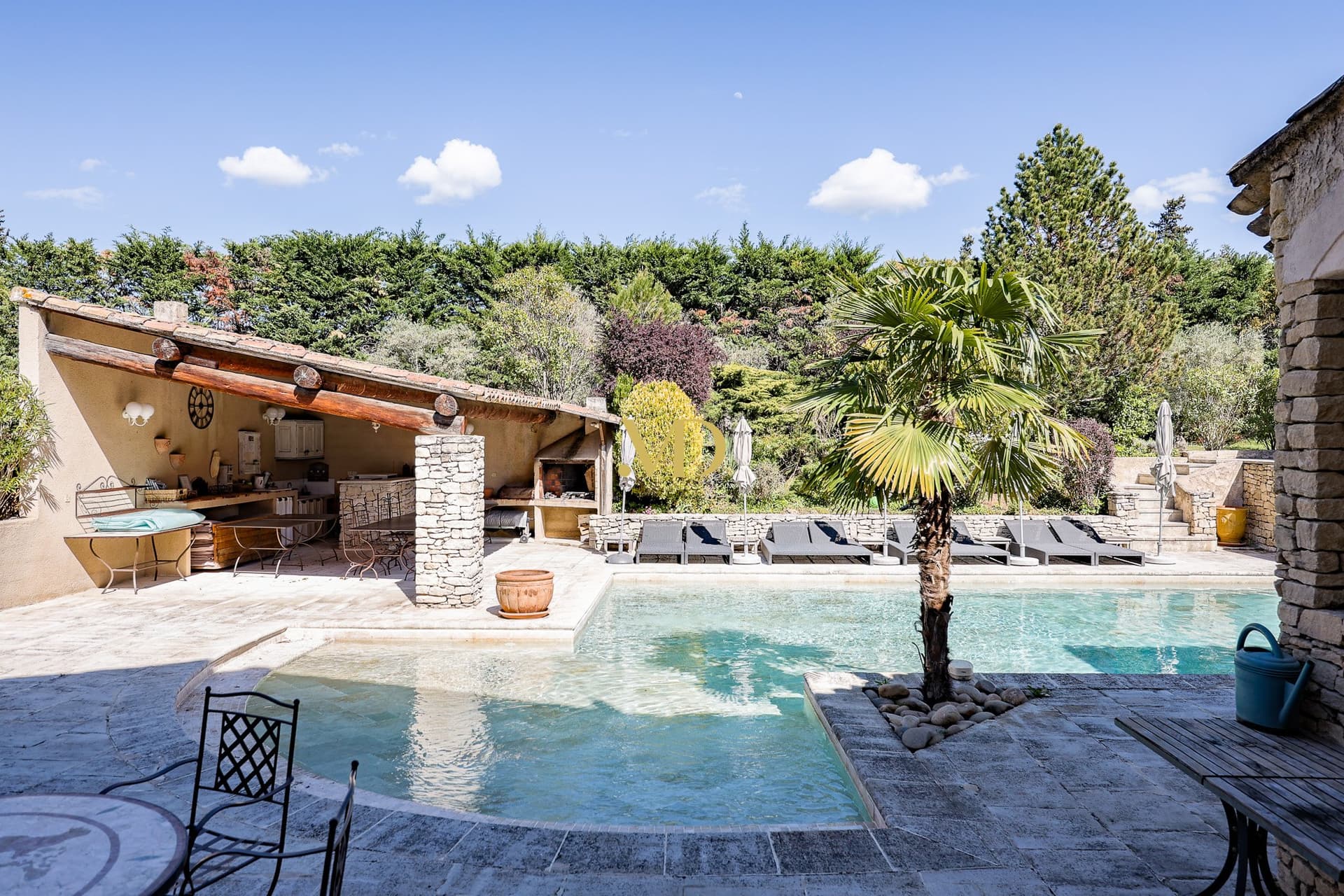 Charming Provençal Farmhouse With Pool And Gîtes 5