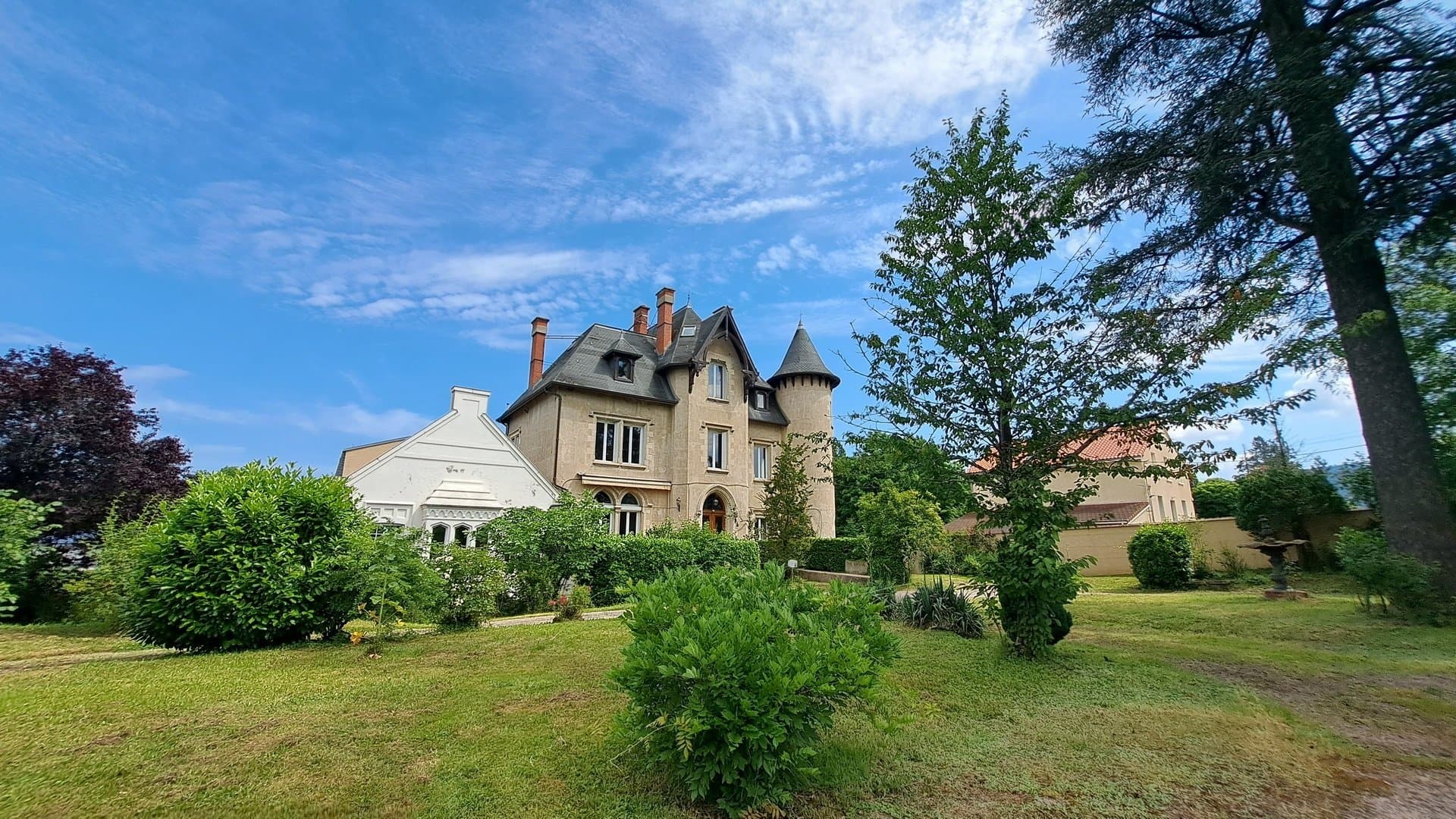 Elegant Neo-Gothic Manor With Offices And Park 3