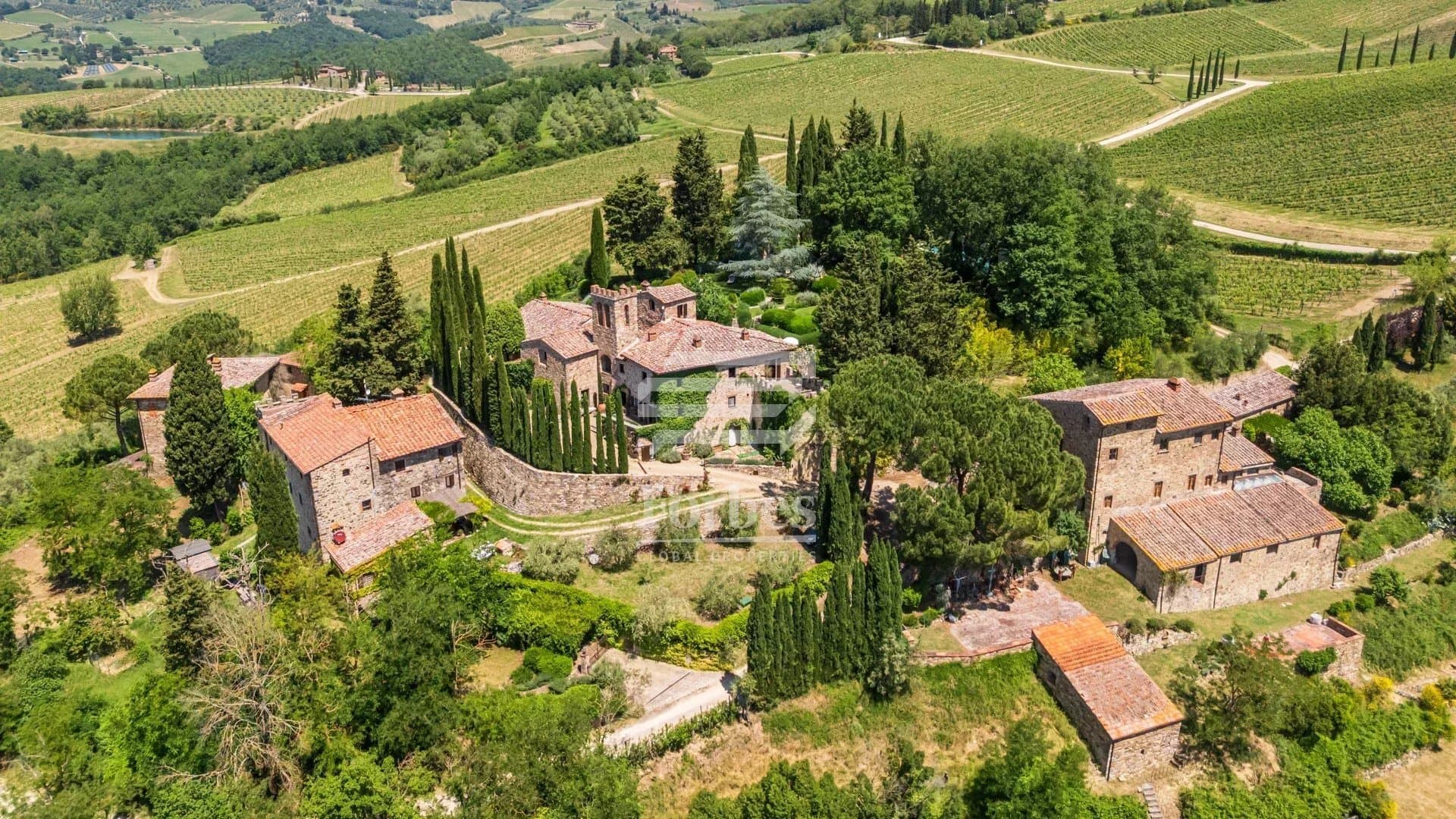 Charming Castle With Panoramic Views In Chianti 5