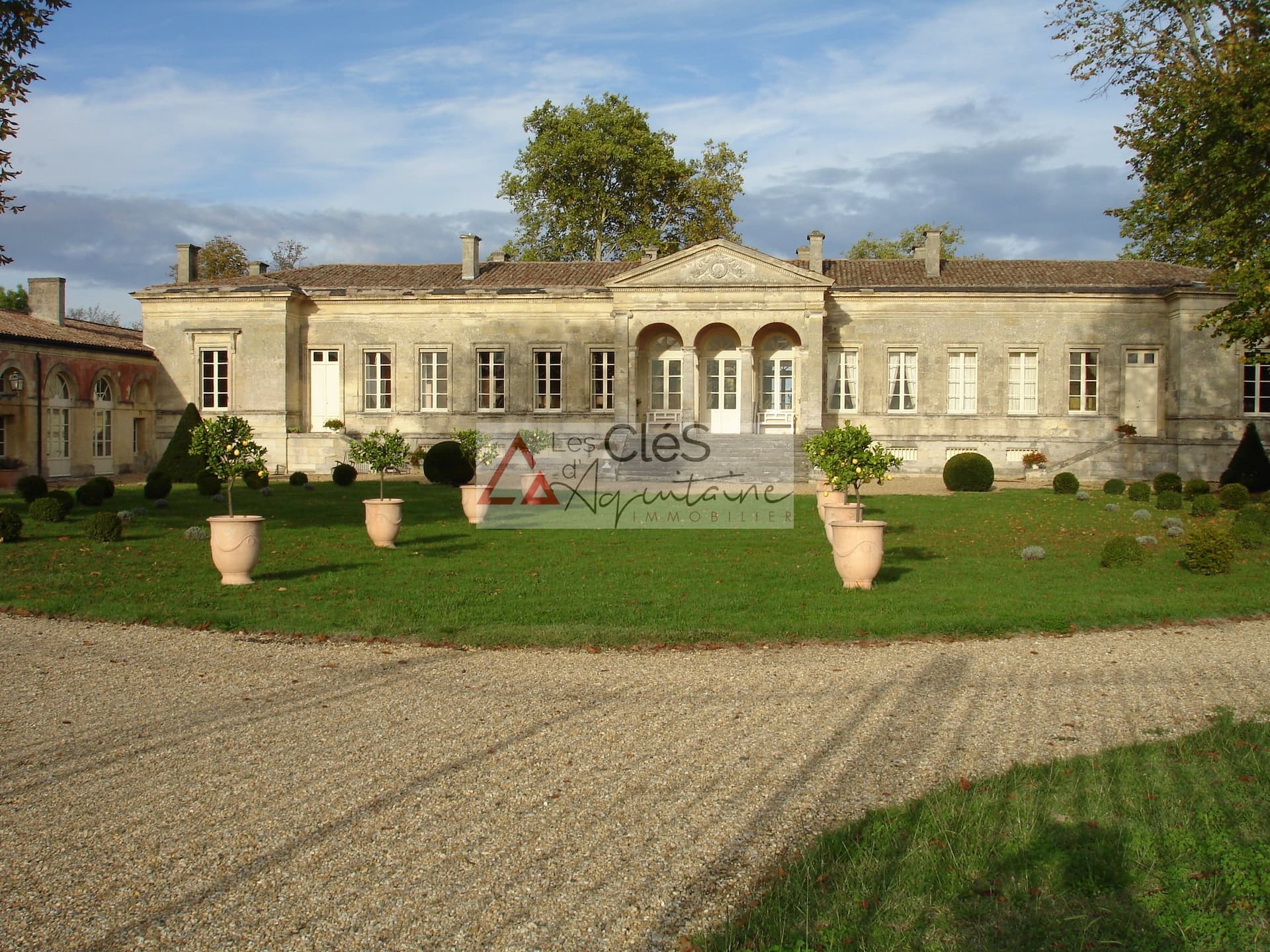 Elegant 19th Century Château With 29 Hectares Of Vineyards