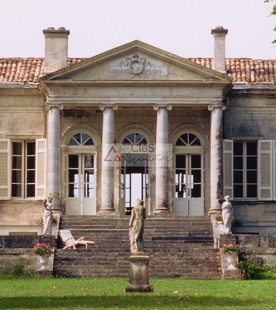 Elegant 19th Century Château With 29 Hectares Of Vineyards 3