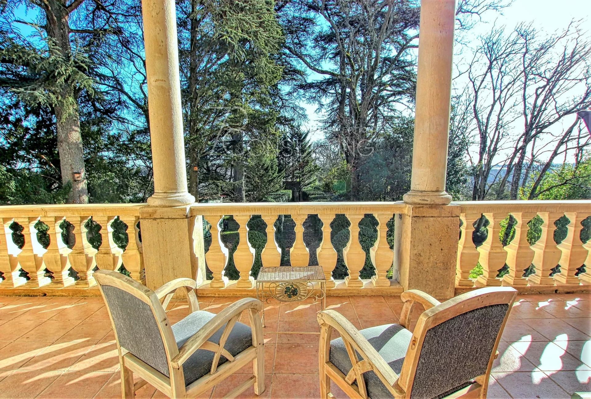 19th Century Château With Ten Suites And Expansive Grounds 4