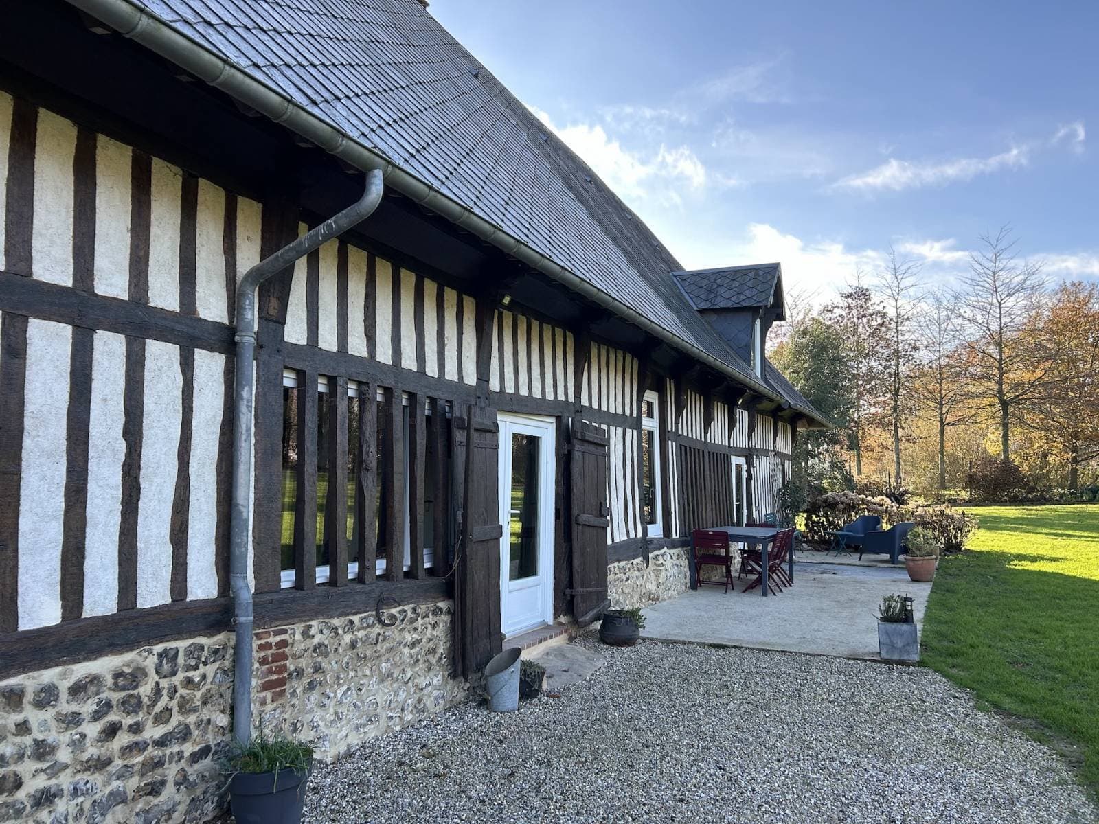 Renovated 18th Century Press House With Two Dwellings 3