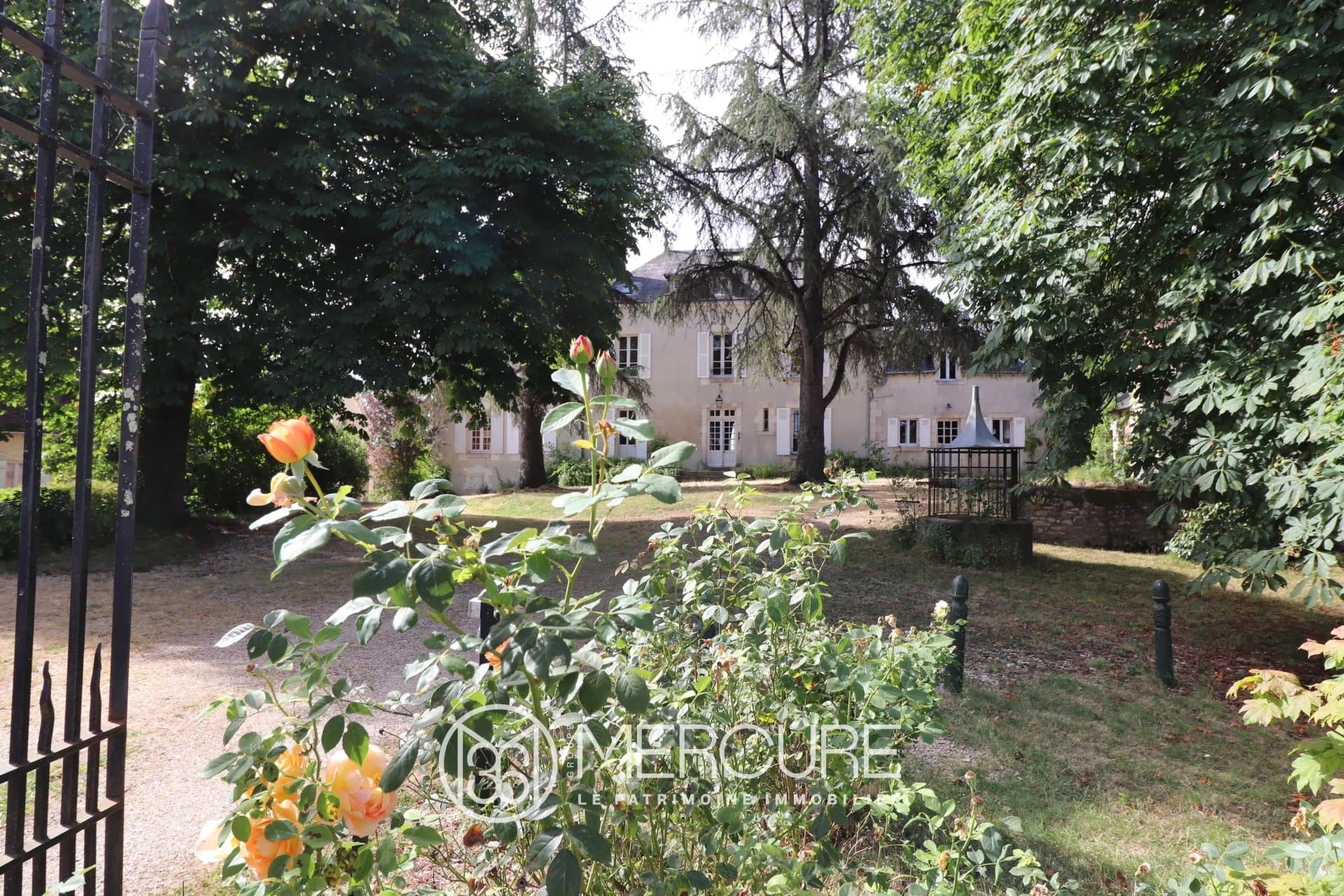 Historic Château Overlooking the Creuse Valley with Guesthouses and Chapel 3