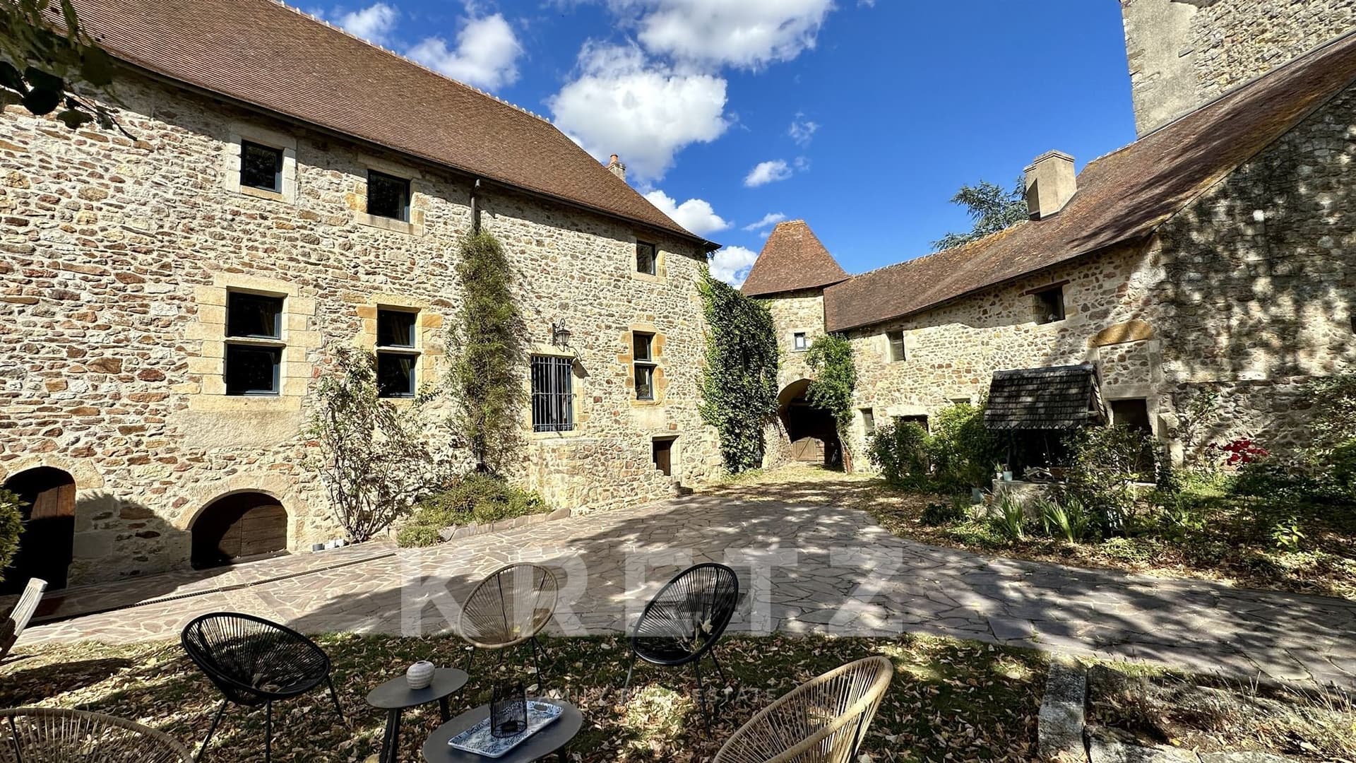 Historic Castle with Moat and Swimming Pool in Bourbonnais 5