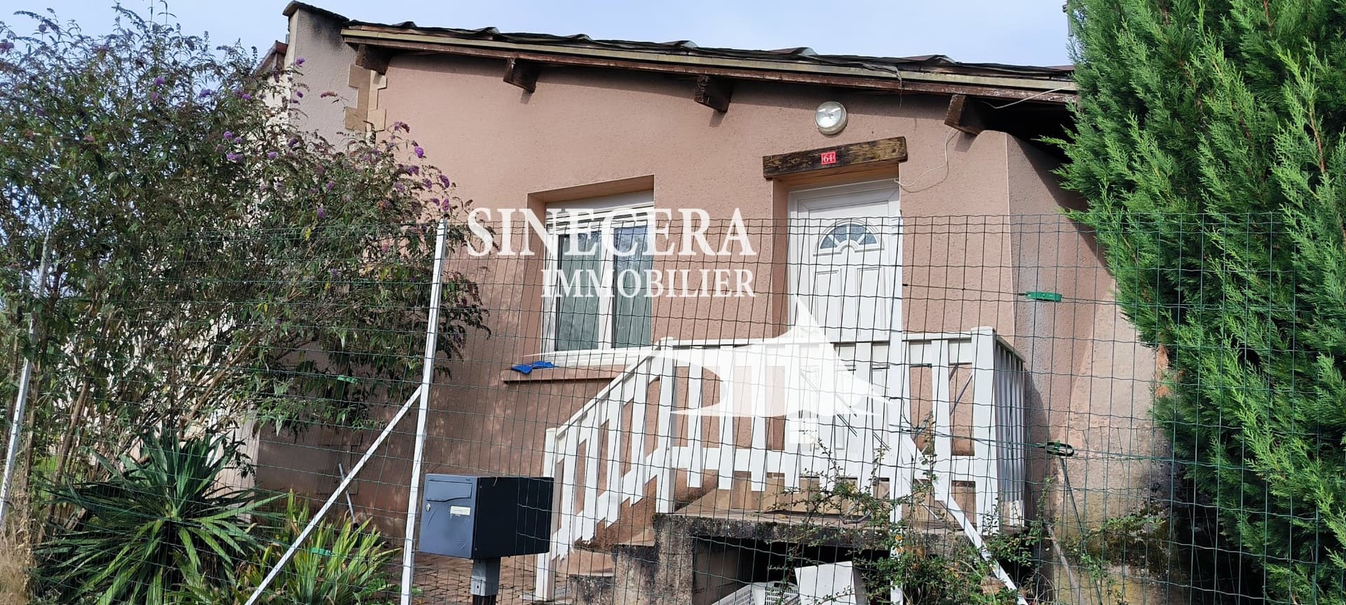 Unique Real Estate Complex With 9 Residential And Commercial Units 3