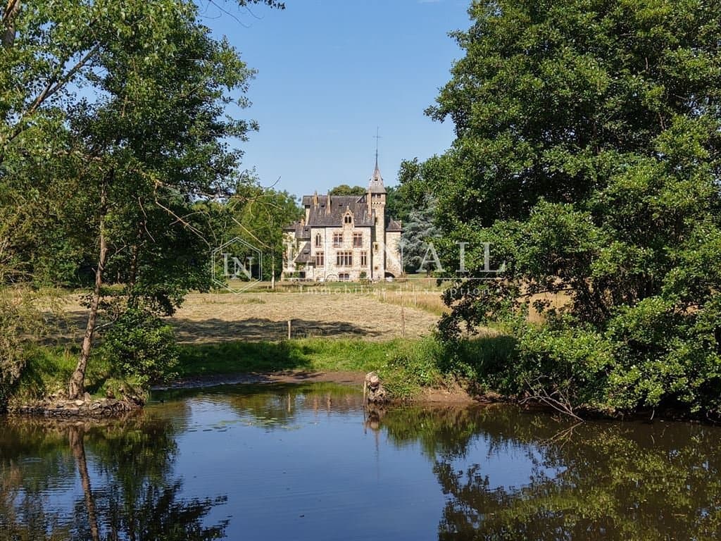 Neo-Medieval Château With Caretaker's Cottage Set In 13 Acres 2
