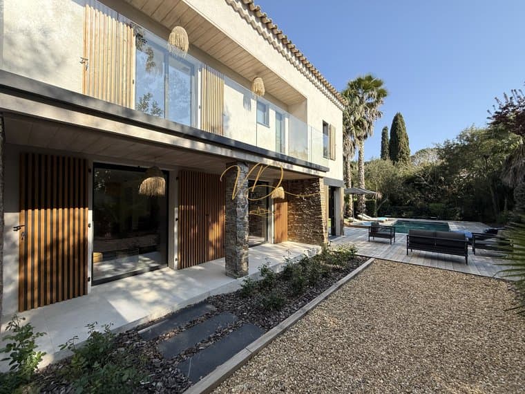 High-End Private Estate Steps From Gigaro Beach 2