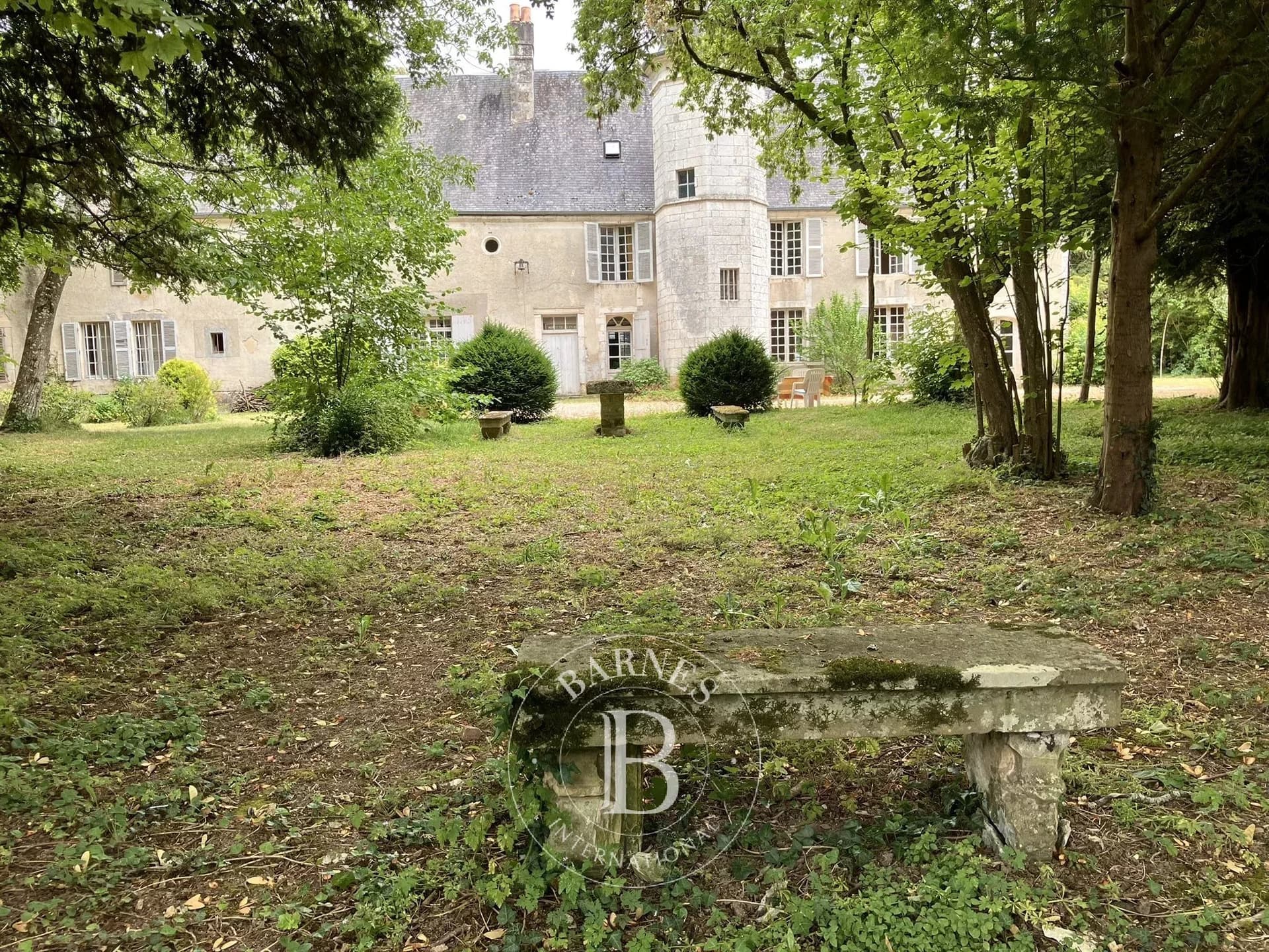 Exclusive Manor House With Garden And Outbuildings Near Bourges 5