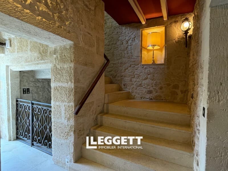 Exceptional Château With River Views And 600 Years Of History 4