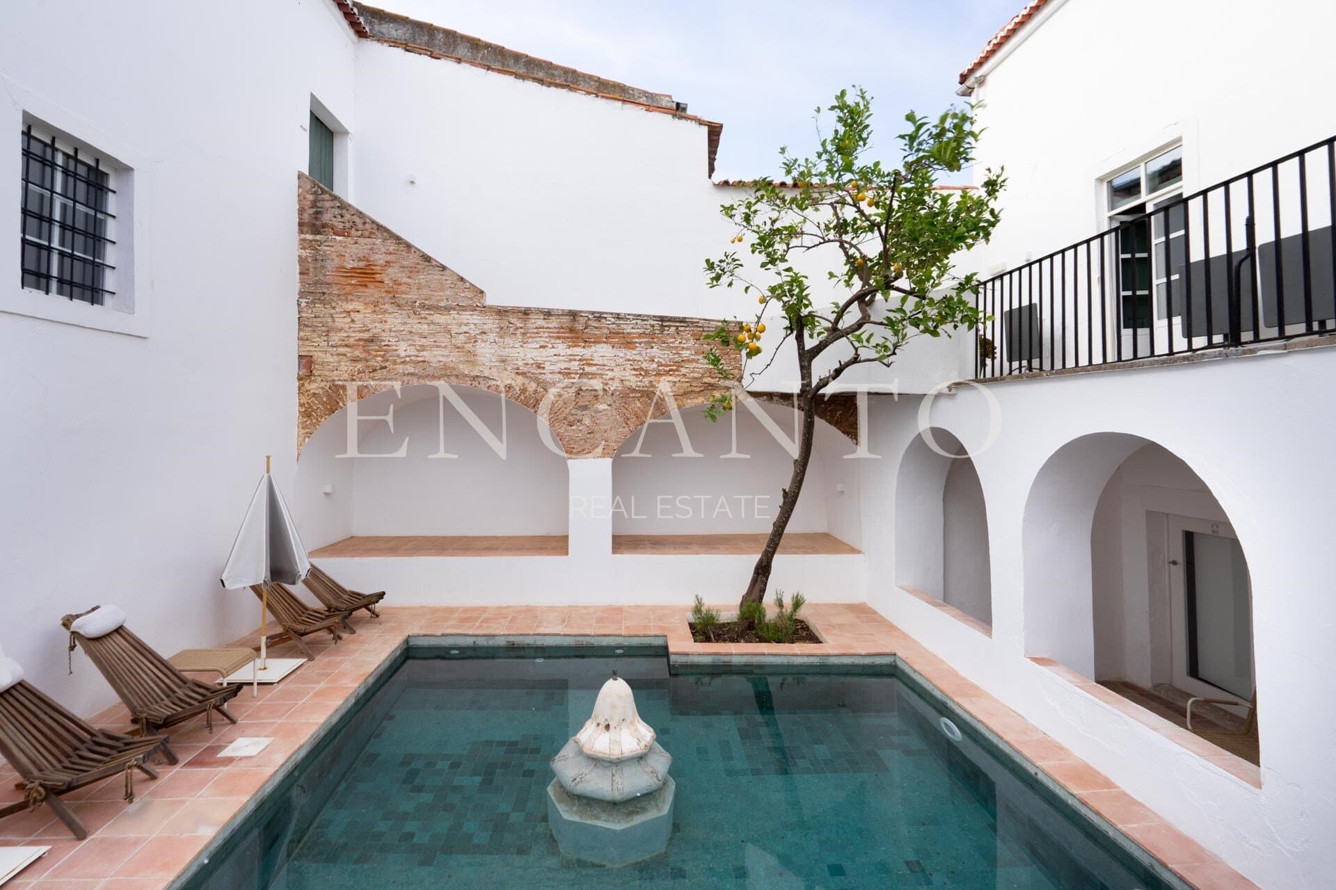 Charming 18th Century Manor House Converted Into Boutique Hotel — Manor House for sale in Beja District, Portugal