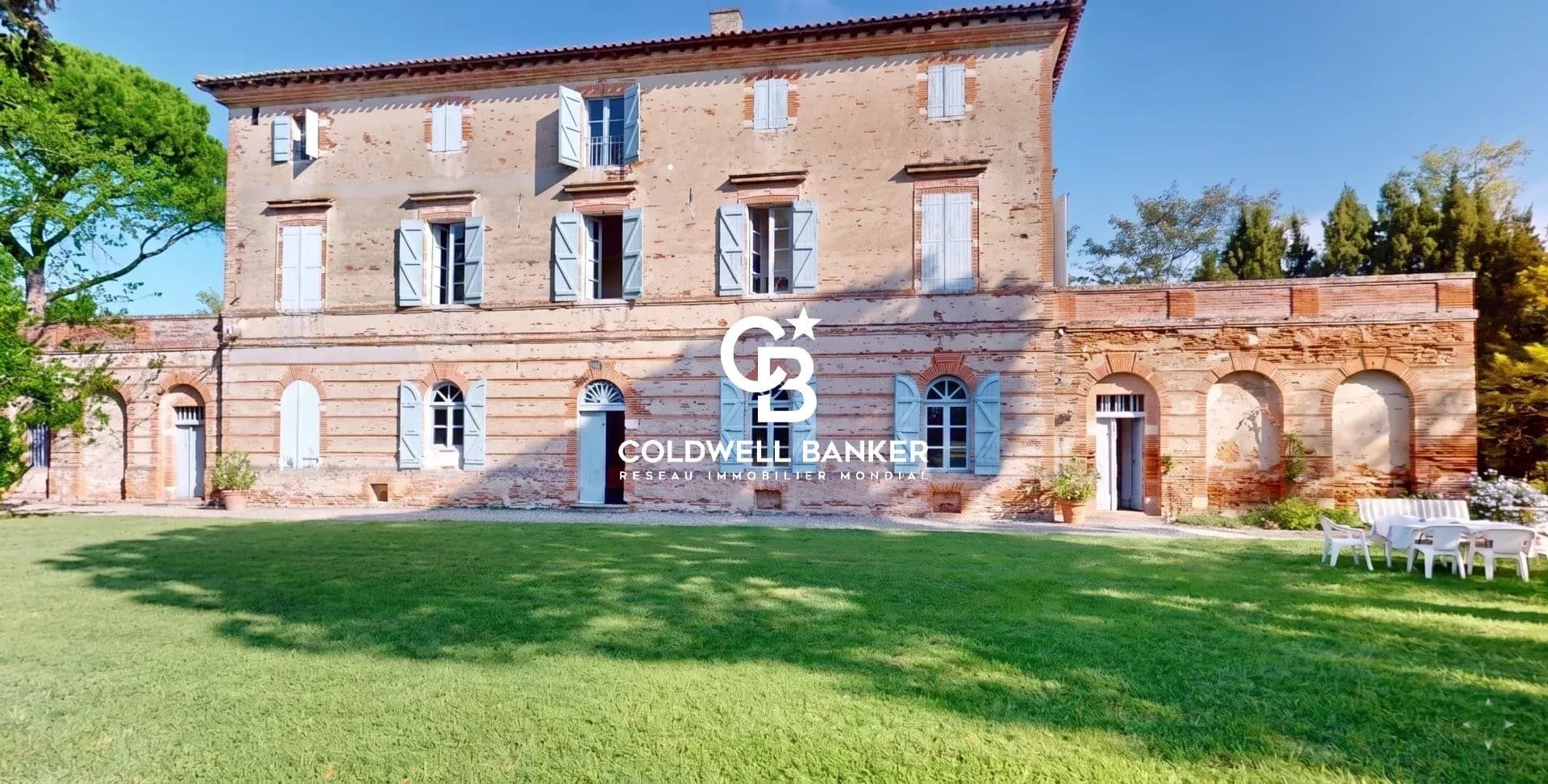 Elegant 19th Century Château with Swimming Pool and Parkland