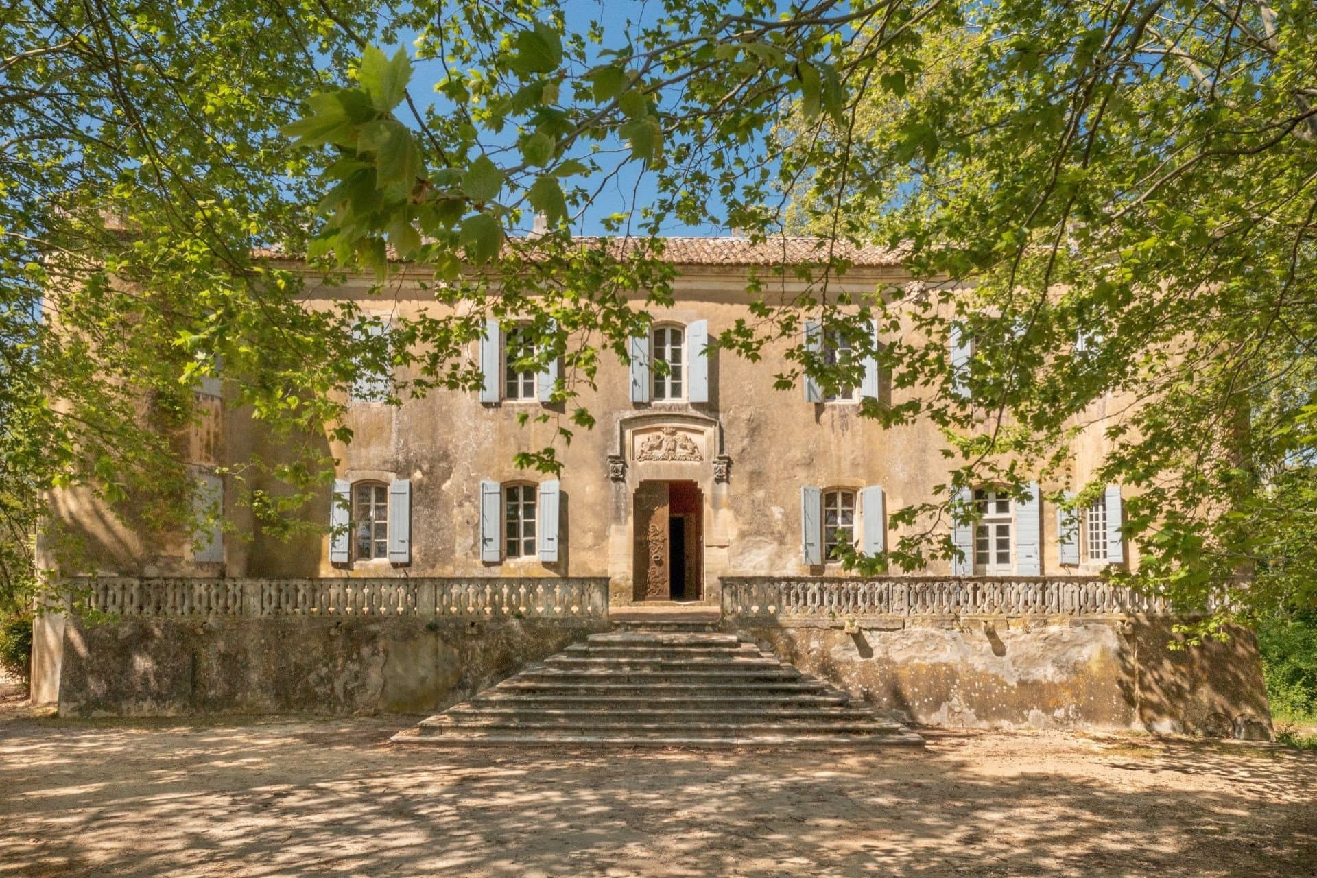 Authentic Château to Renovate in the Heart of Côtes du Rhône